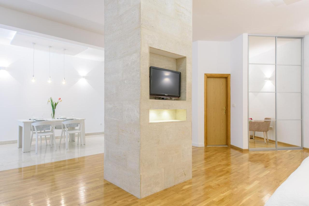 Deluxe Beach Renata Apartmán *
